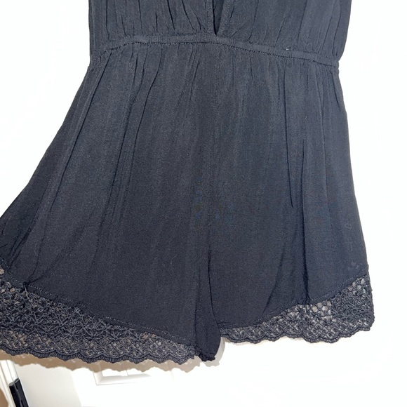 Kendall & Kylie Black Romper Short Sleeve Cross Front Size Small. BARELY WORN - Picture 6 of 6